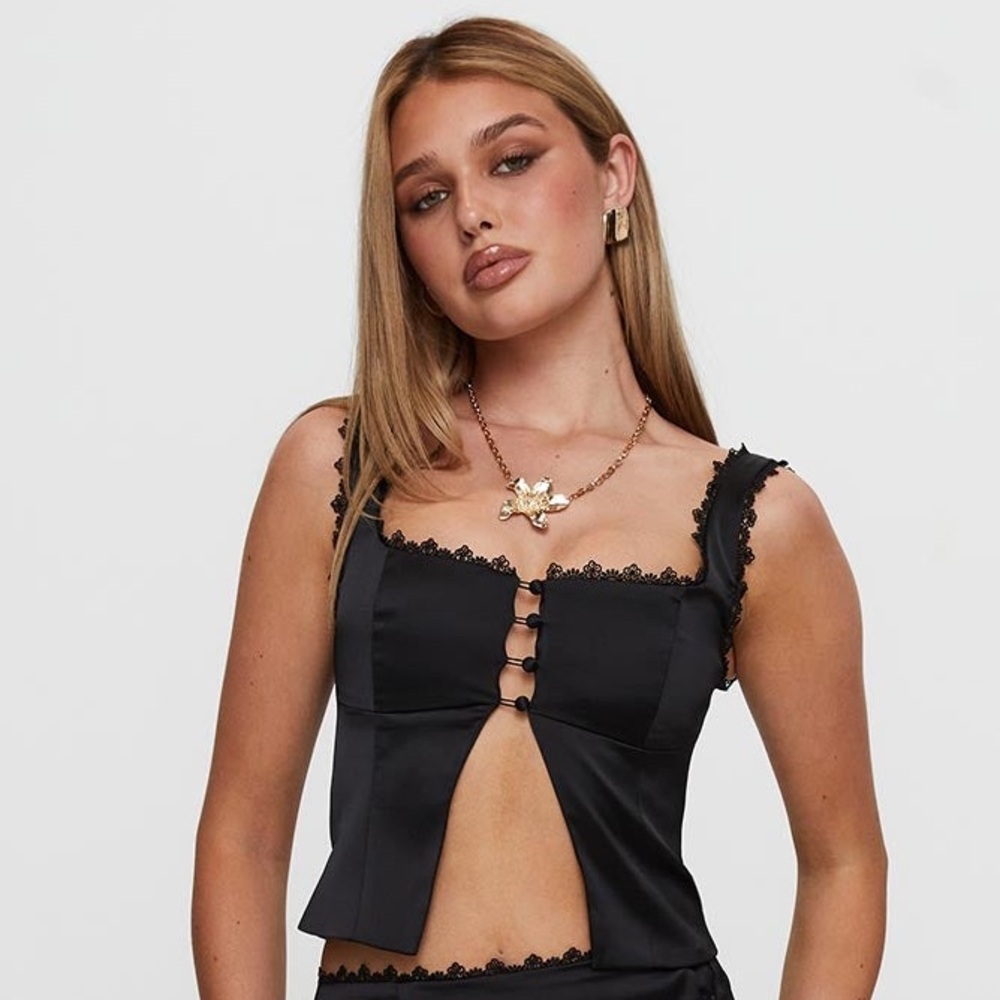 Women’s Top